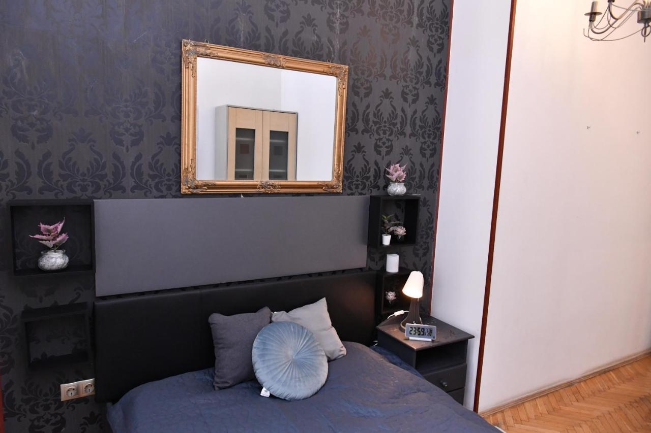 Five Seasons Vaci Utca Apartment Budapest Luaran gambar